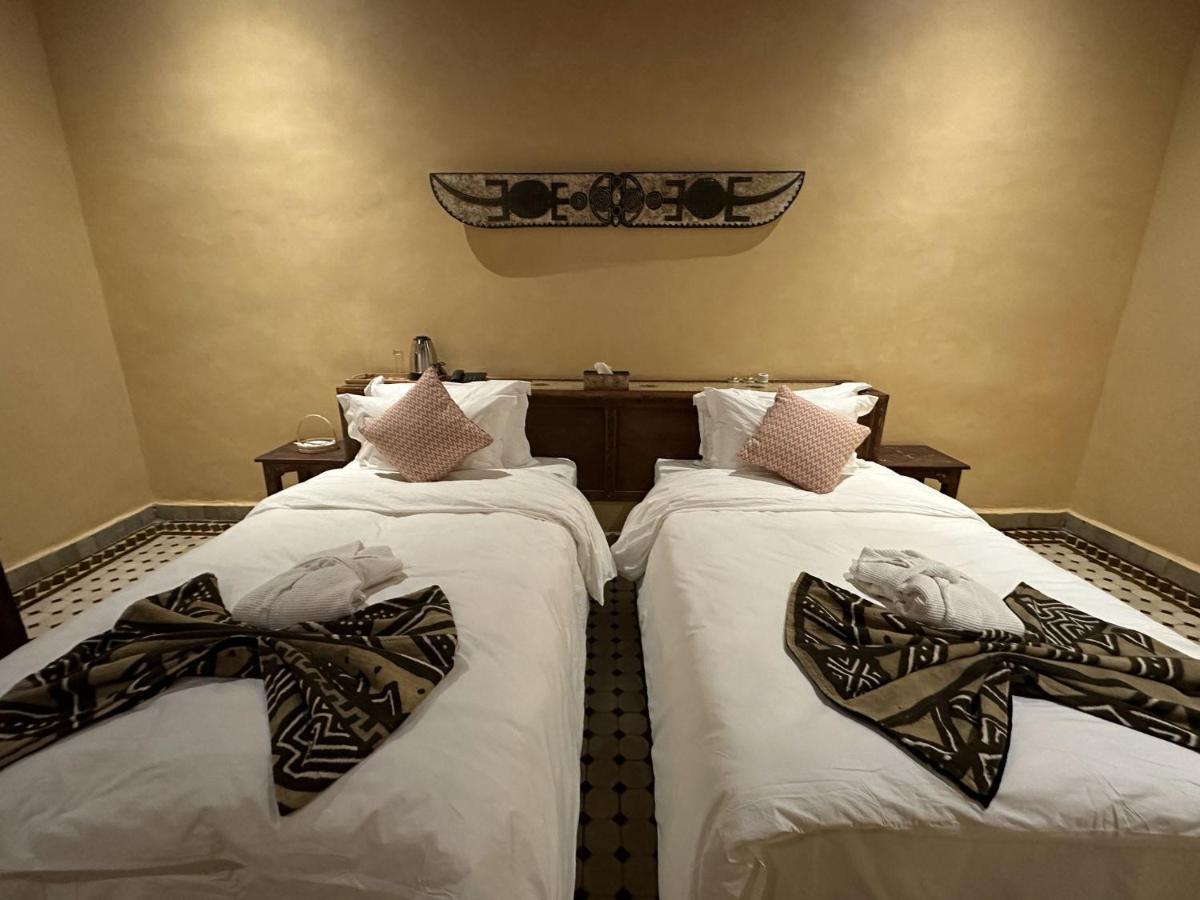 Hotel Riad Xaluca Мерзуга Экстерьер фото