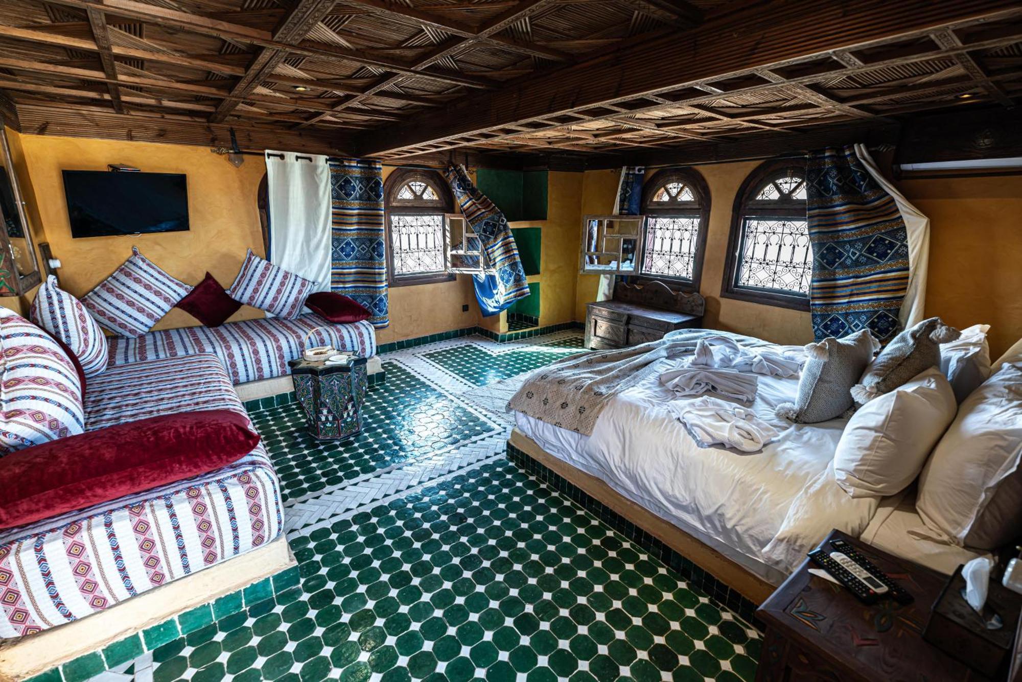 Hotel Riad Xaluca Мерзуга Экстерьер фото