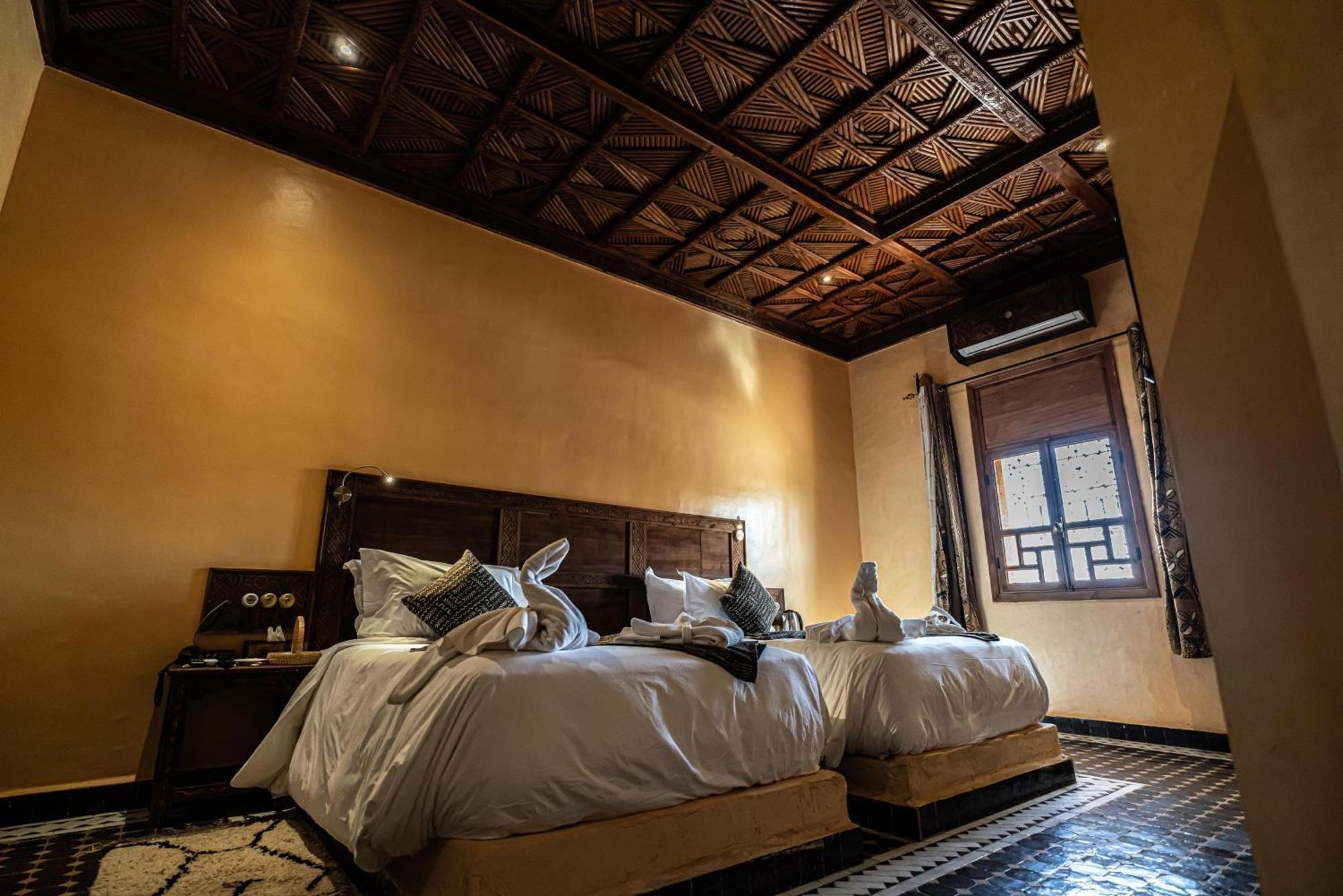 Hotel Riad Xaluca Мерзуга Экстерьер фото