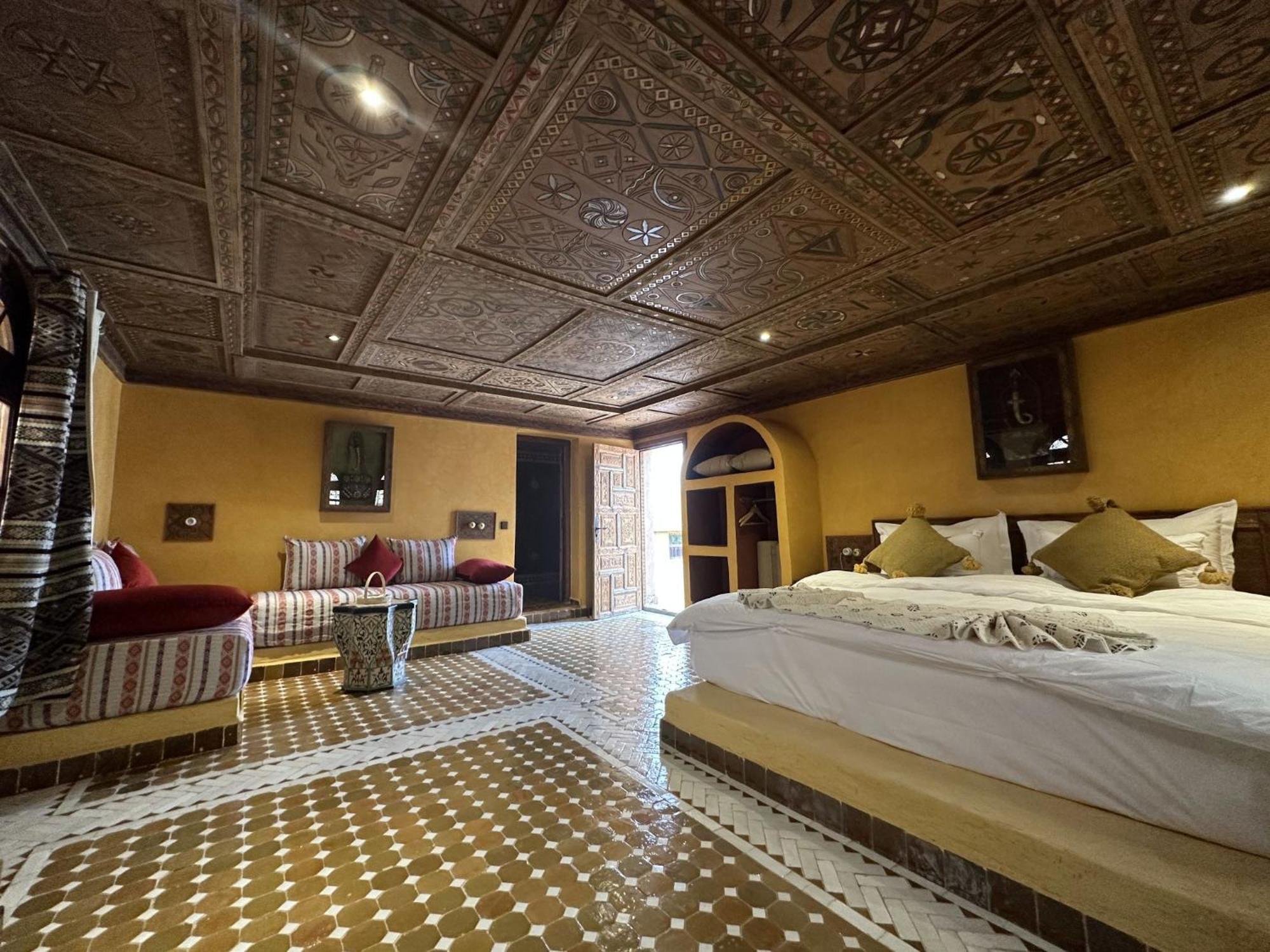 Hotel Riad Xaluca Мерзуга Экстерьер фото